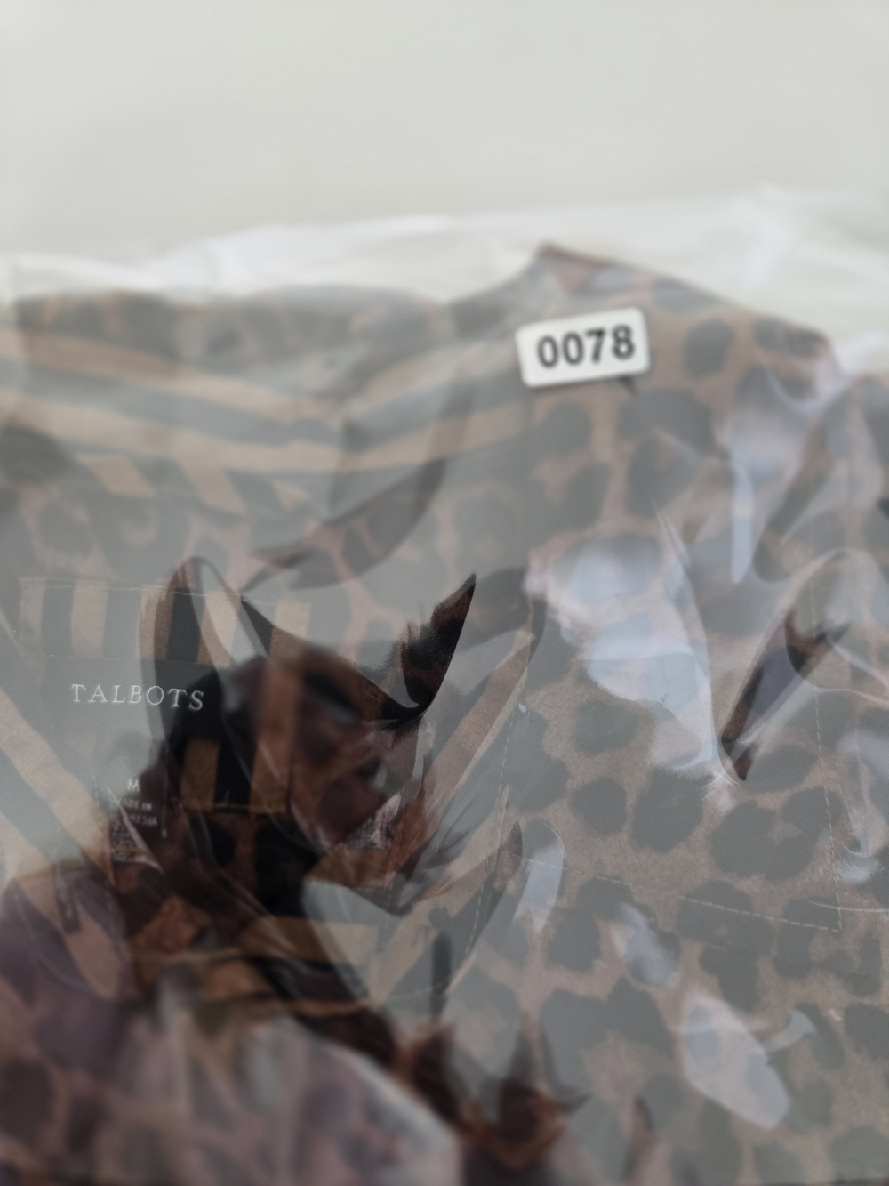 NWOT Talbots Brown and Black Leopard Print Button-Down Shirt Womens Size M - Picture 13 of 13